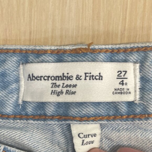 ABERCROMBIE & FITCH CURVE LOVE 'THE LOOSE' HIGH RISE LIGHT TINTED JEANS - Picture 12 of 12